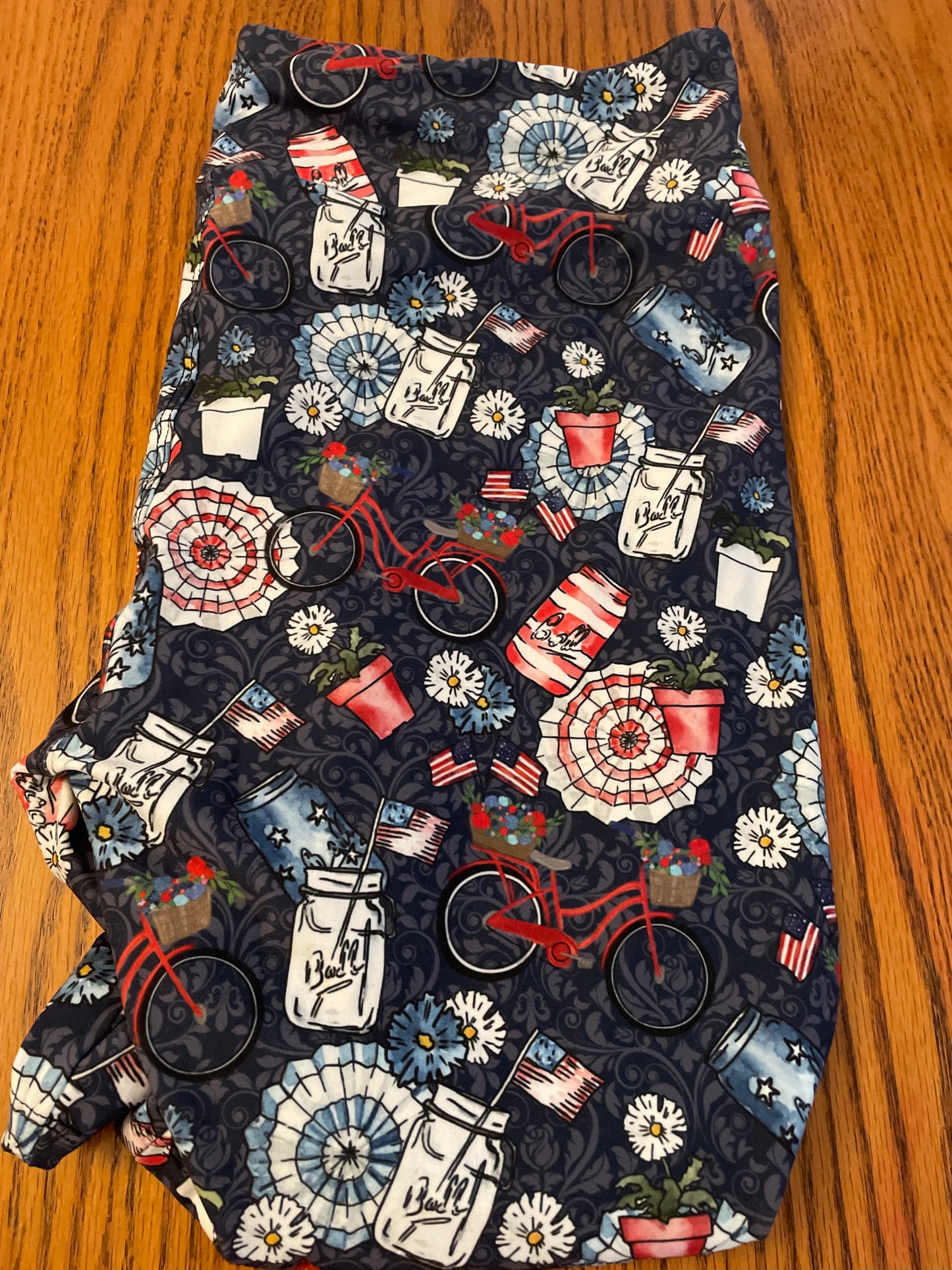 Patriotic bike shorts TC