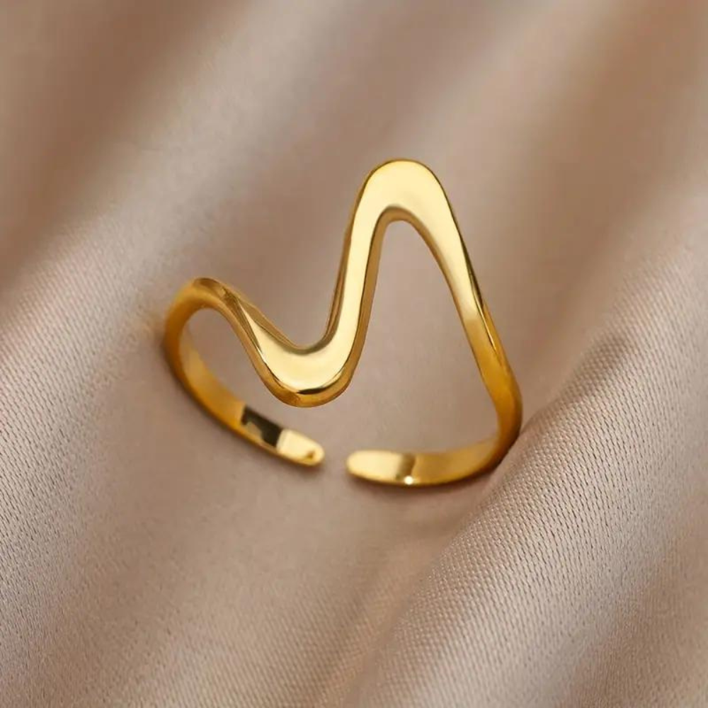 GOLD WAVE RING (ADJUSTABLE) - Alonna's Legging Land