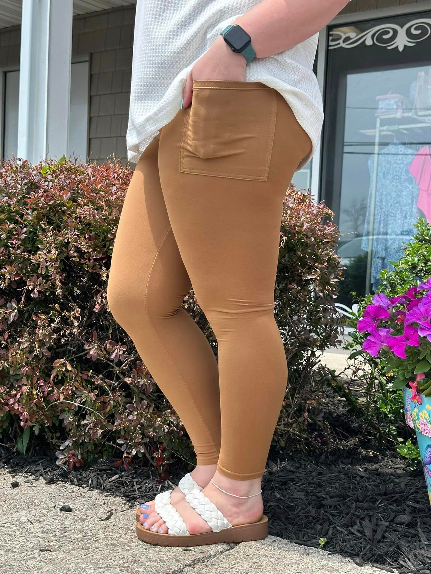 Caramel Capri & Leggings w/ Pockets - Alonna's Legging Land