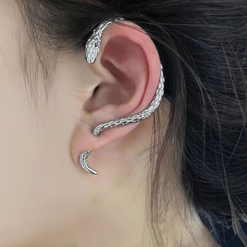 SNAKE EAR CUFF
