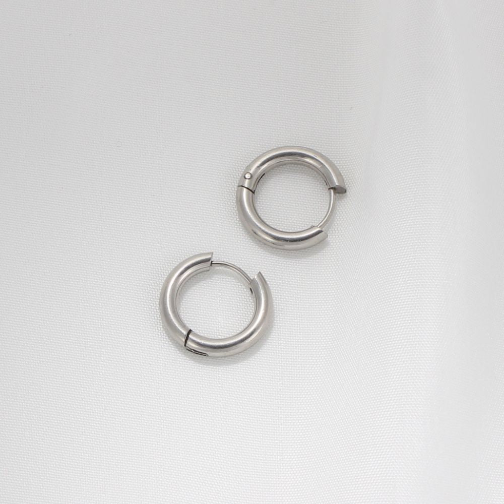 CLASSIC HOOP EARRINGS (PAIR) - Alonna's Legging Land