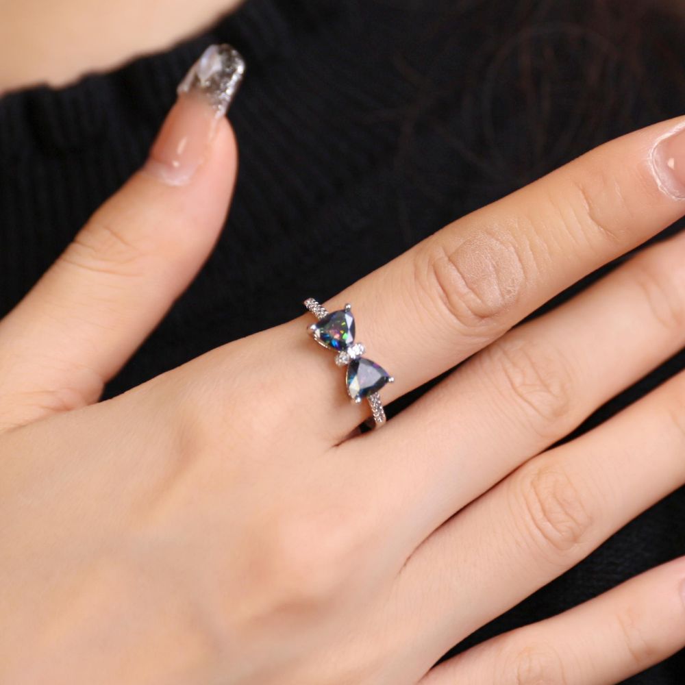 DEEP BLUE BOW RING