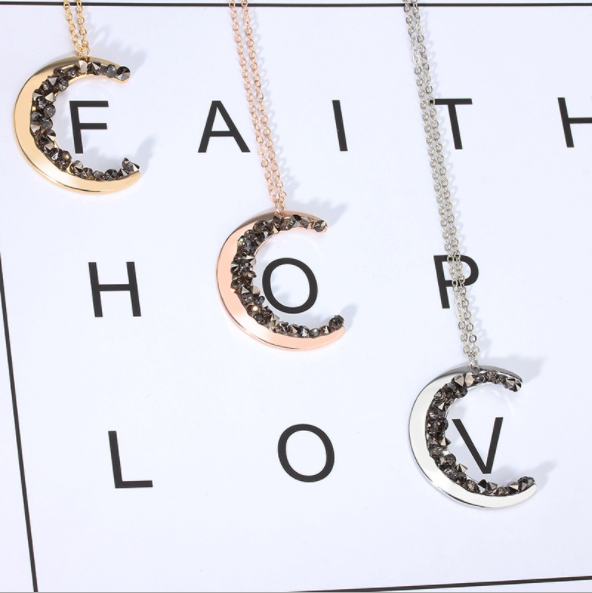 CRYSTAL MOON NECKLACE - Alonna's Legging Land