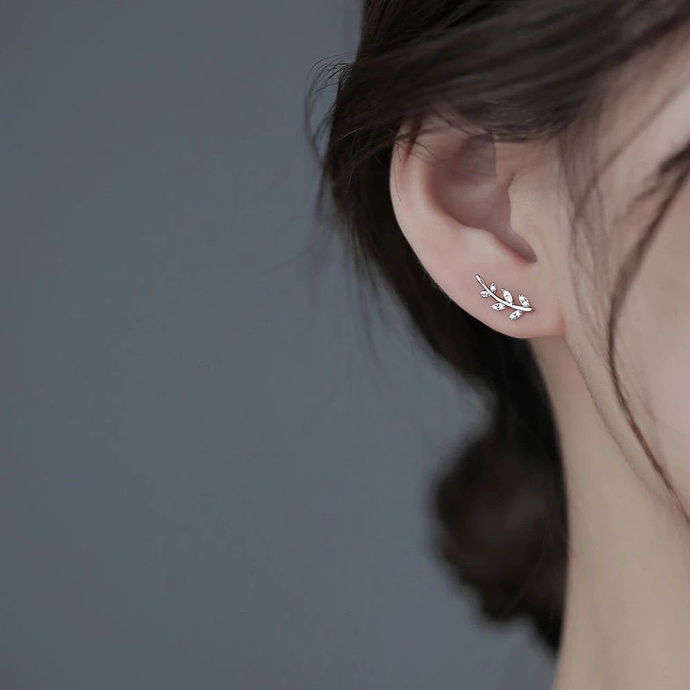 SPARKLING LEAF CLIMBER EARRINGS (PAIR) - Alonna's Legging Land