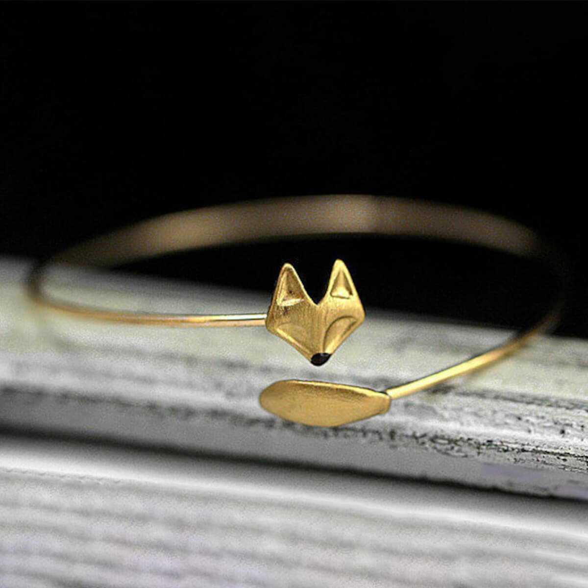 GOLD FOX BANGLE