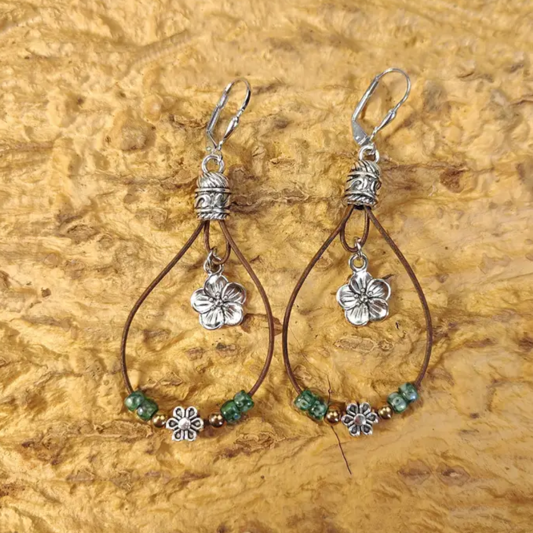 VINTAGE BOHO FLOWER EARRINGS (PAIR) - Alonna's Legging Land
