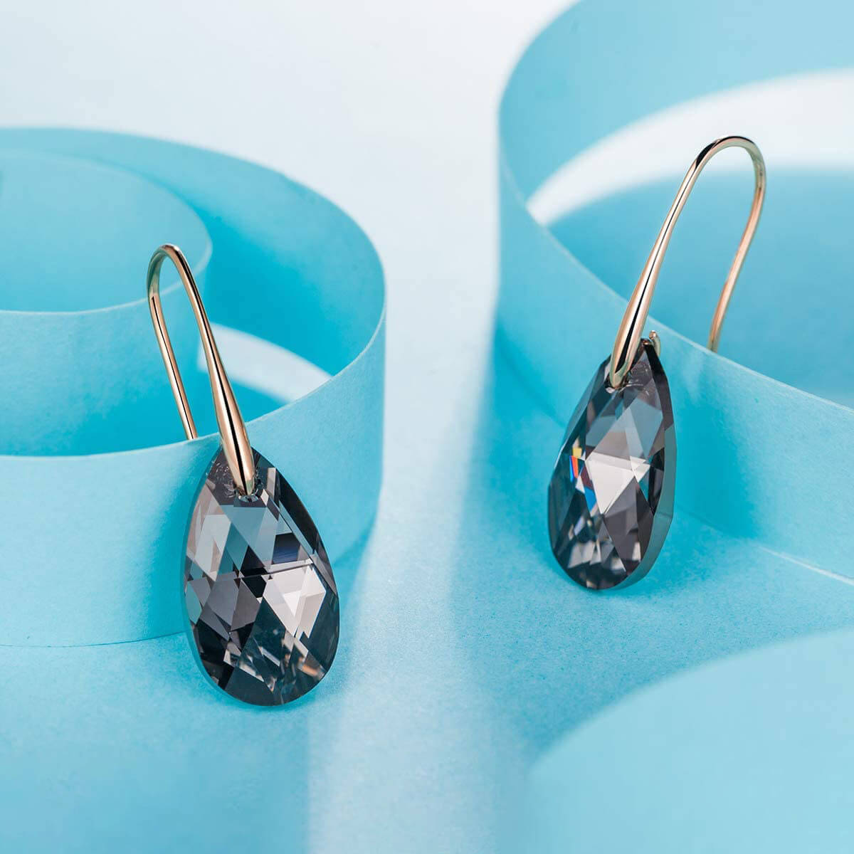 DROP DANGLE CRYSTAL EARRINGS (PAIR)