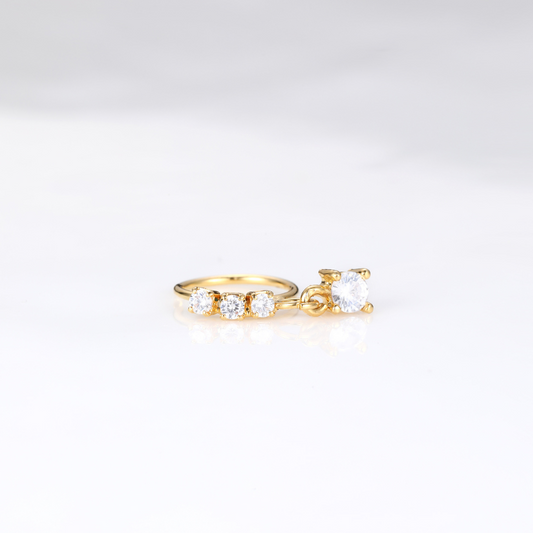 DANGLING DIAMOND NOSE RING