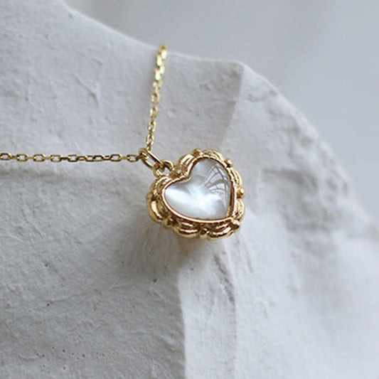 PEARL HEART NECKLACE - Alonna's Legging Land