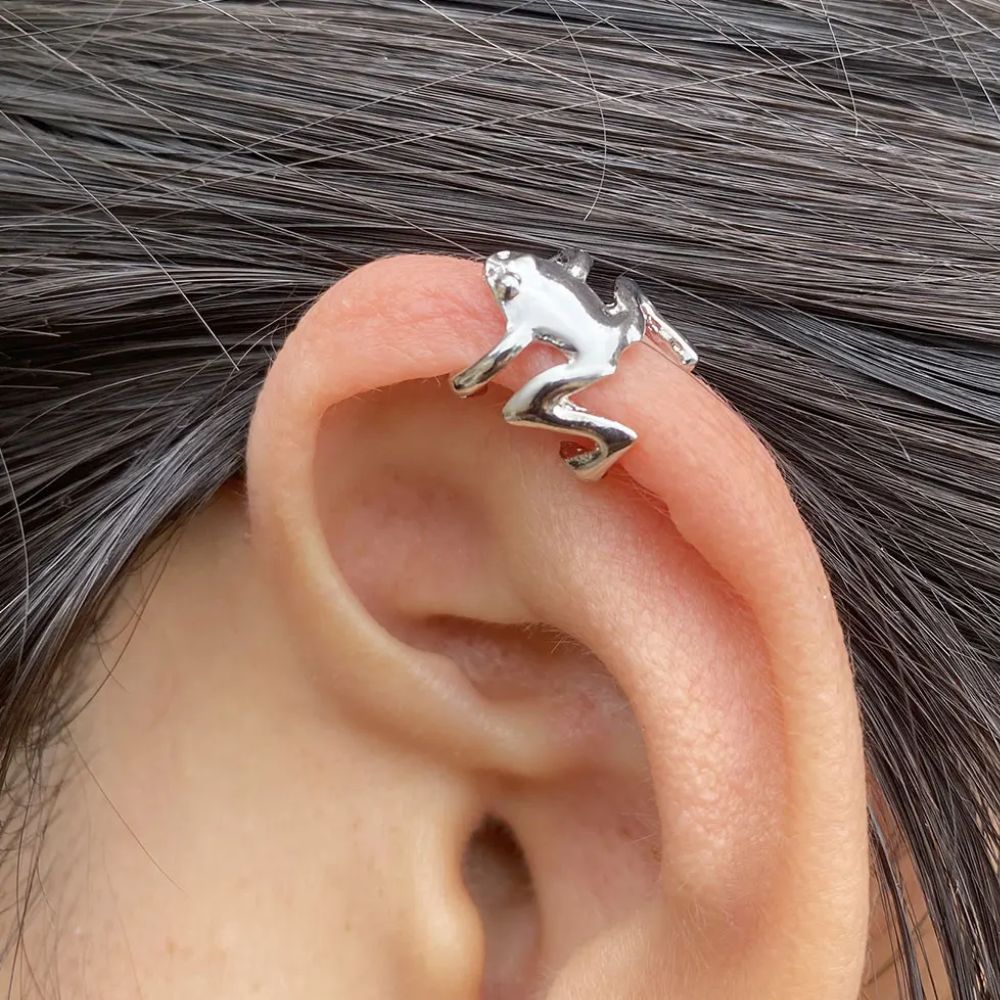 TINY FROG EAR CUFF