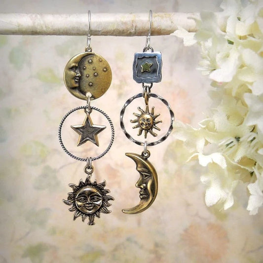 SUN AND MOON EARRINGS (PAIR) - Alonna's Legging Land