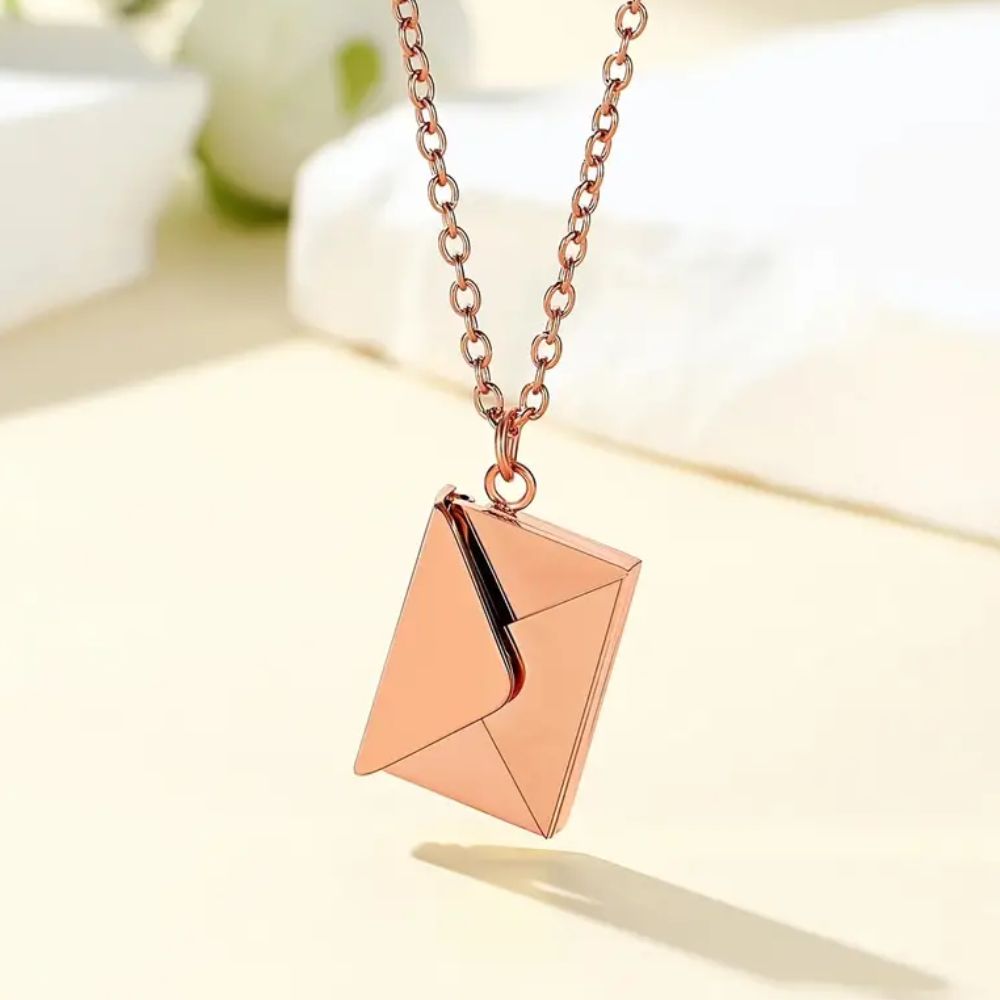 LOVE LETTER NECKLACE - Alonna's Legging Land
