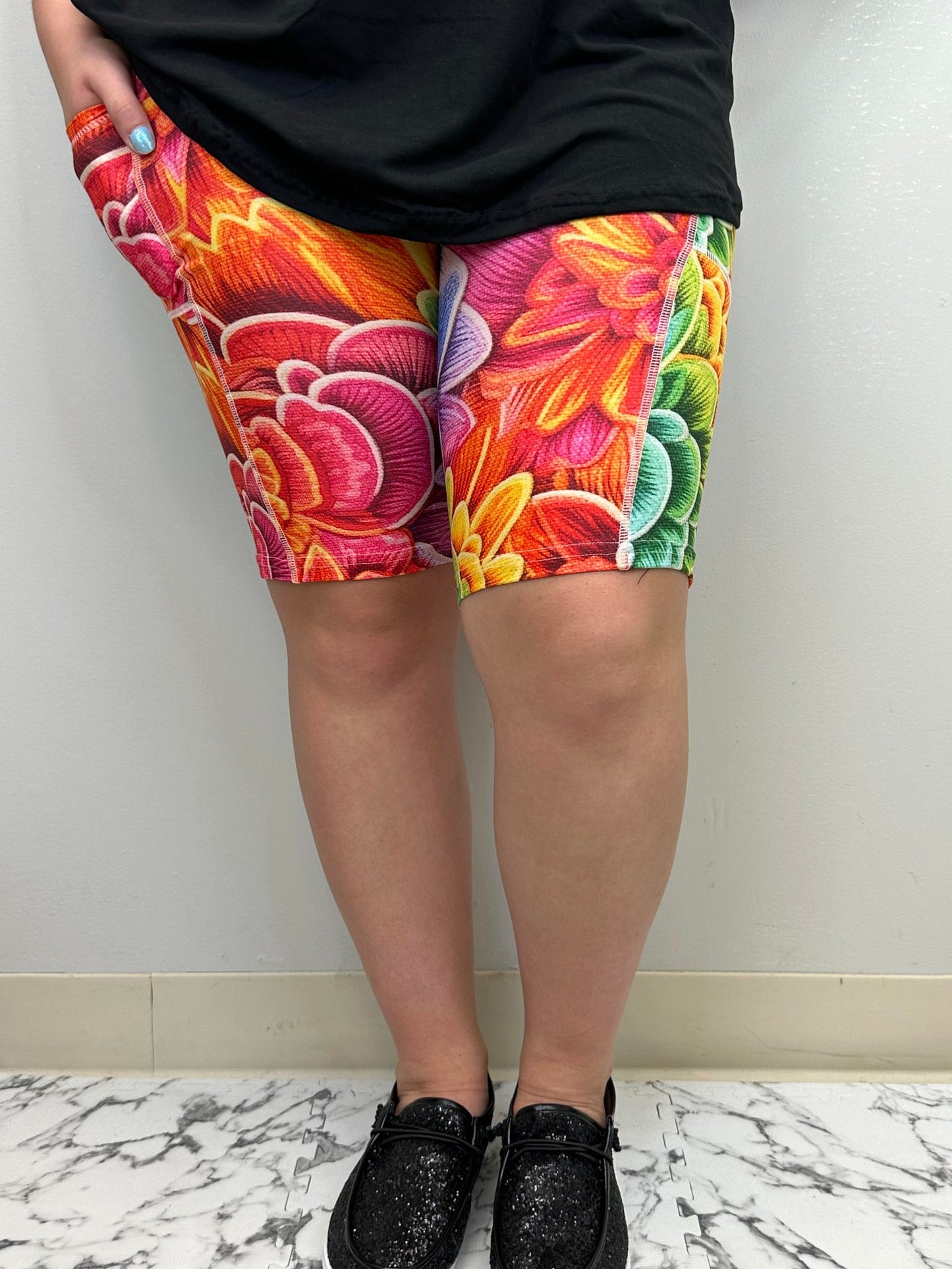 Color Pop Shorts w/ Pockets - Alonna's Legging Land