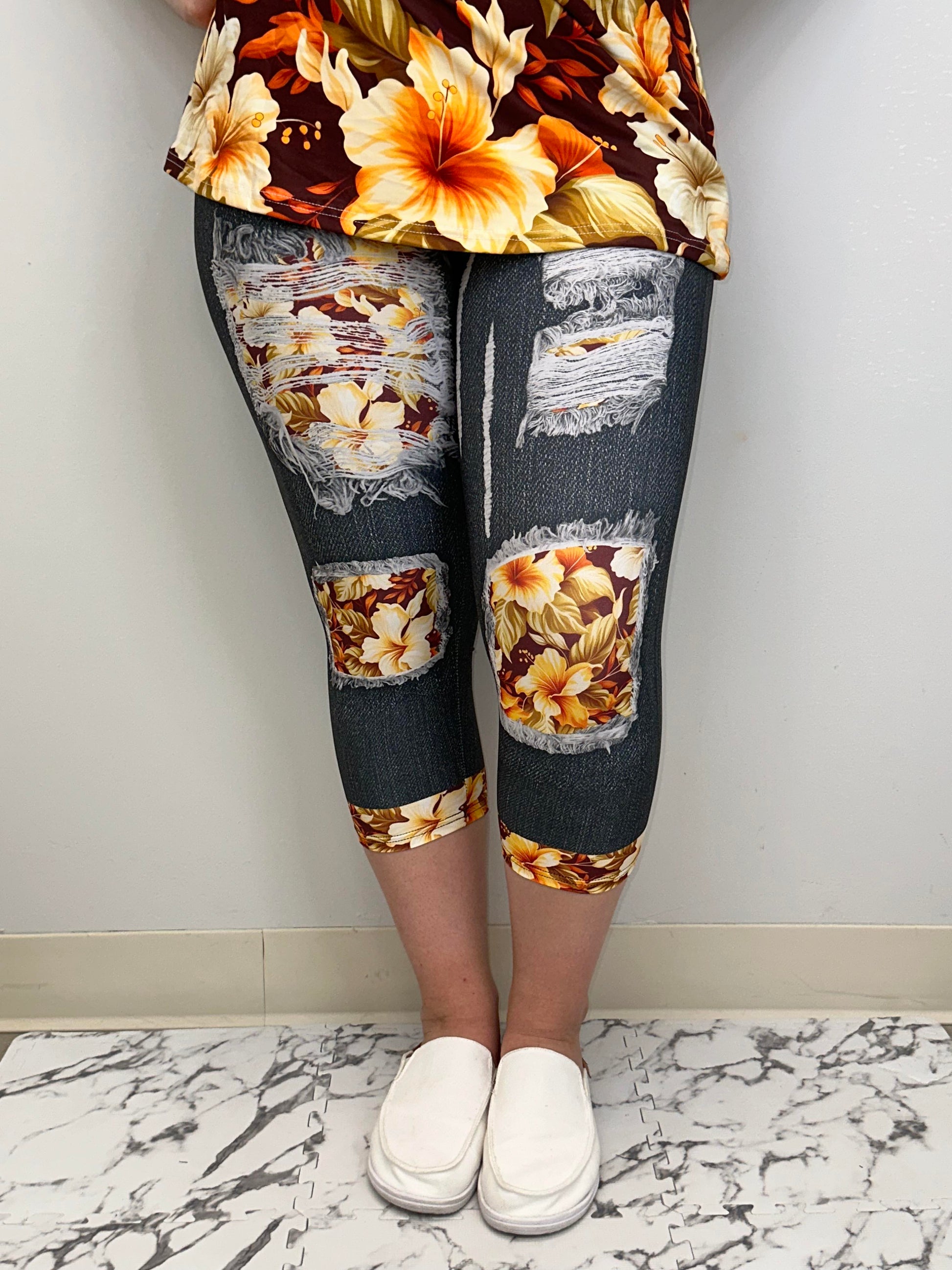 Golden Hour Capri w/ Butt Pockets - Alonna's Legging Land