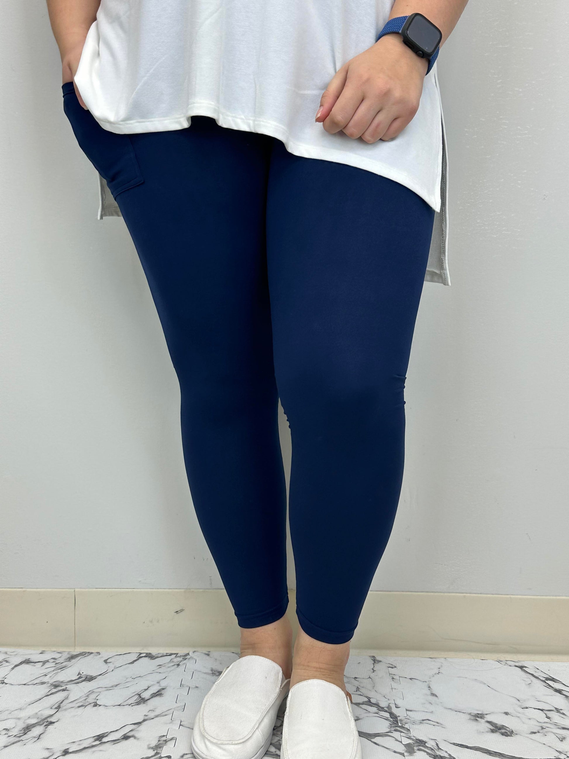 Navy Leggings w/ Pockets - Alonna's Legging Land