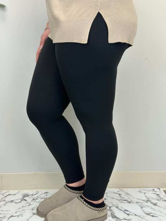 Black Leggings w/ NO Pockets - Alonna's Legging Land