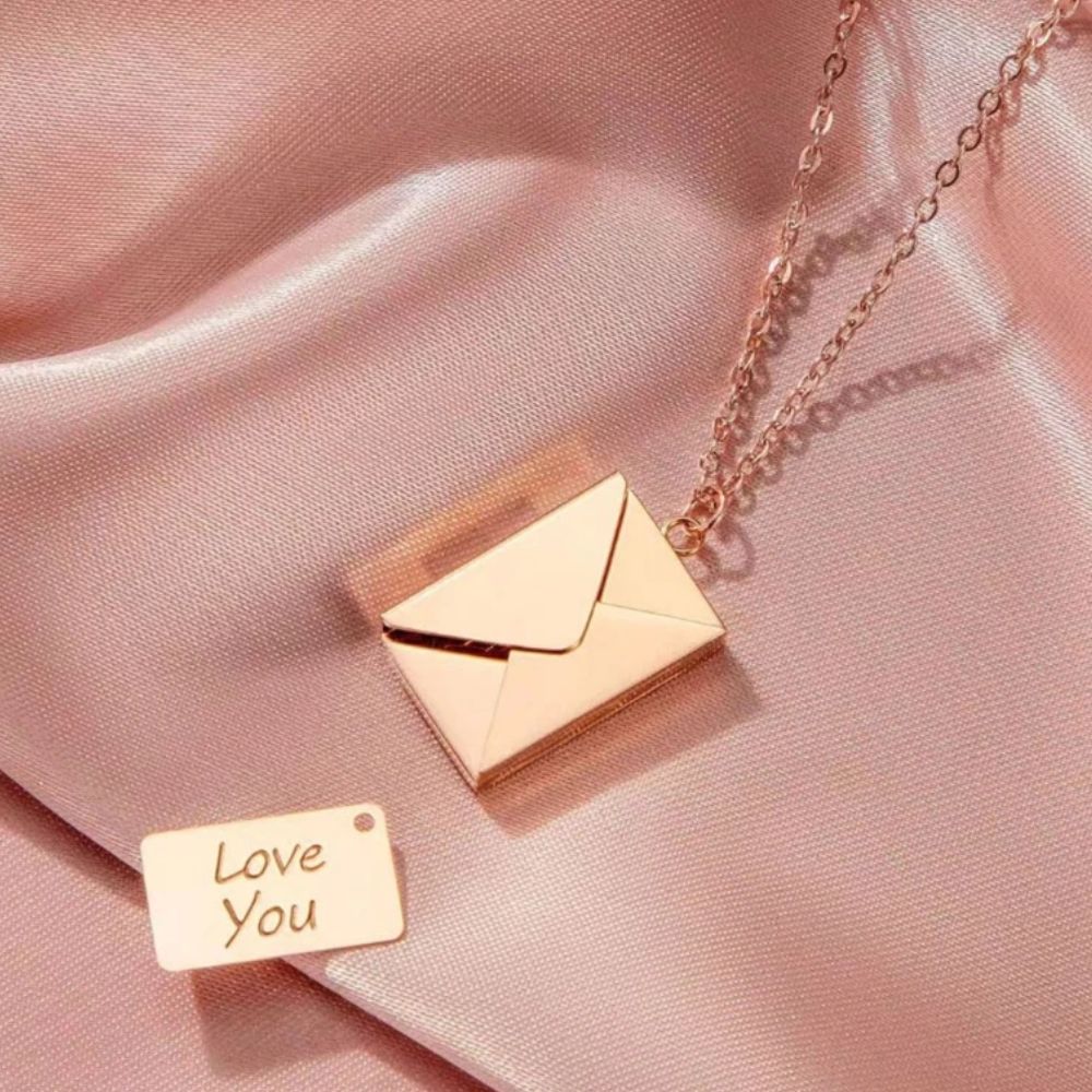 LOVE LETTER NECKLACE - Alonna's Legging Land