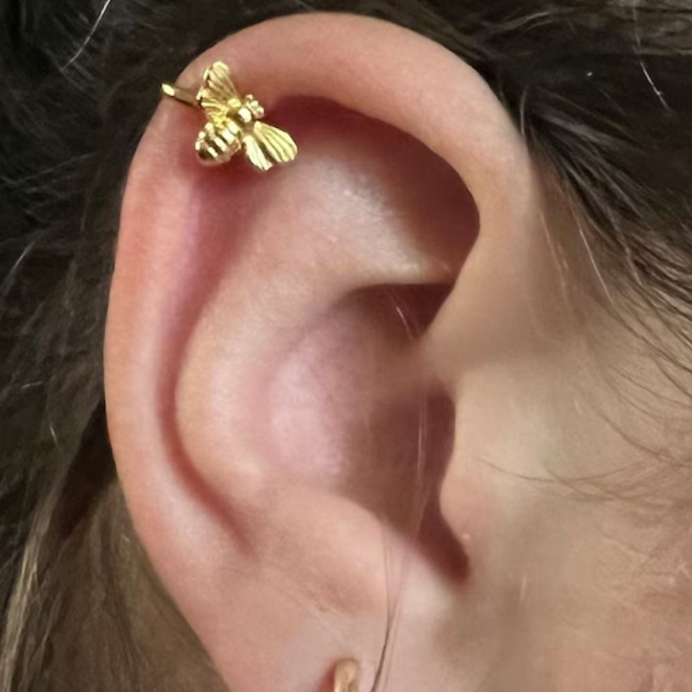 BEE EAR CUFFS (PAIR) - Alonna's Legging Land