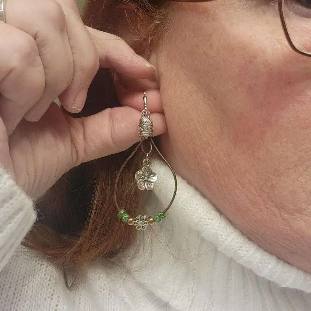 VINTAGE BOHO FLOWER EARRINGS (PAIR) - Alonna's Legging Land