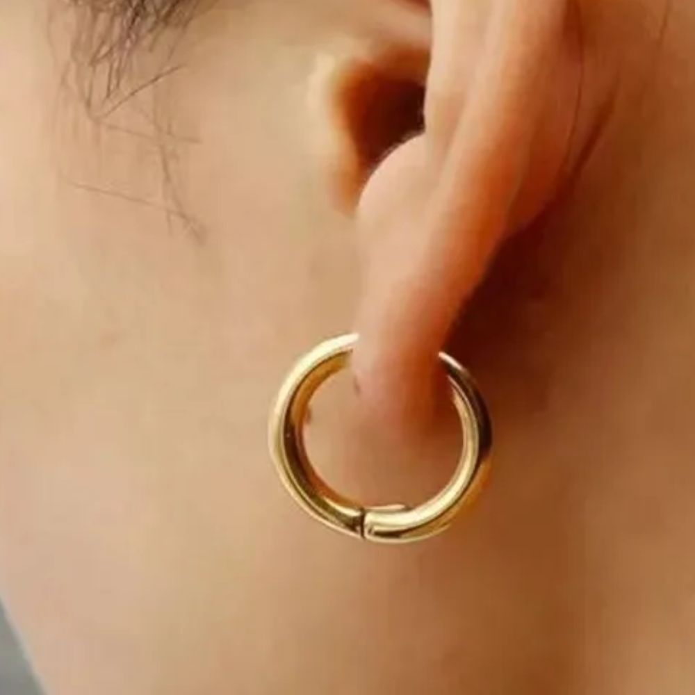 CLASSIC HOOP EARRINGS (PAIR) - Alonna's Legging Land
