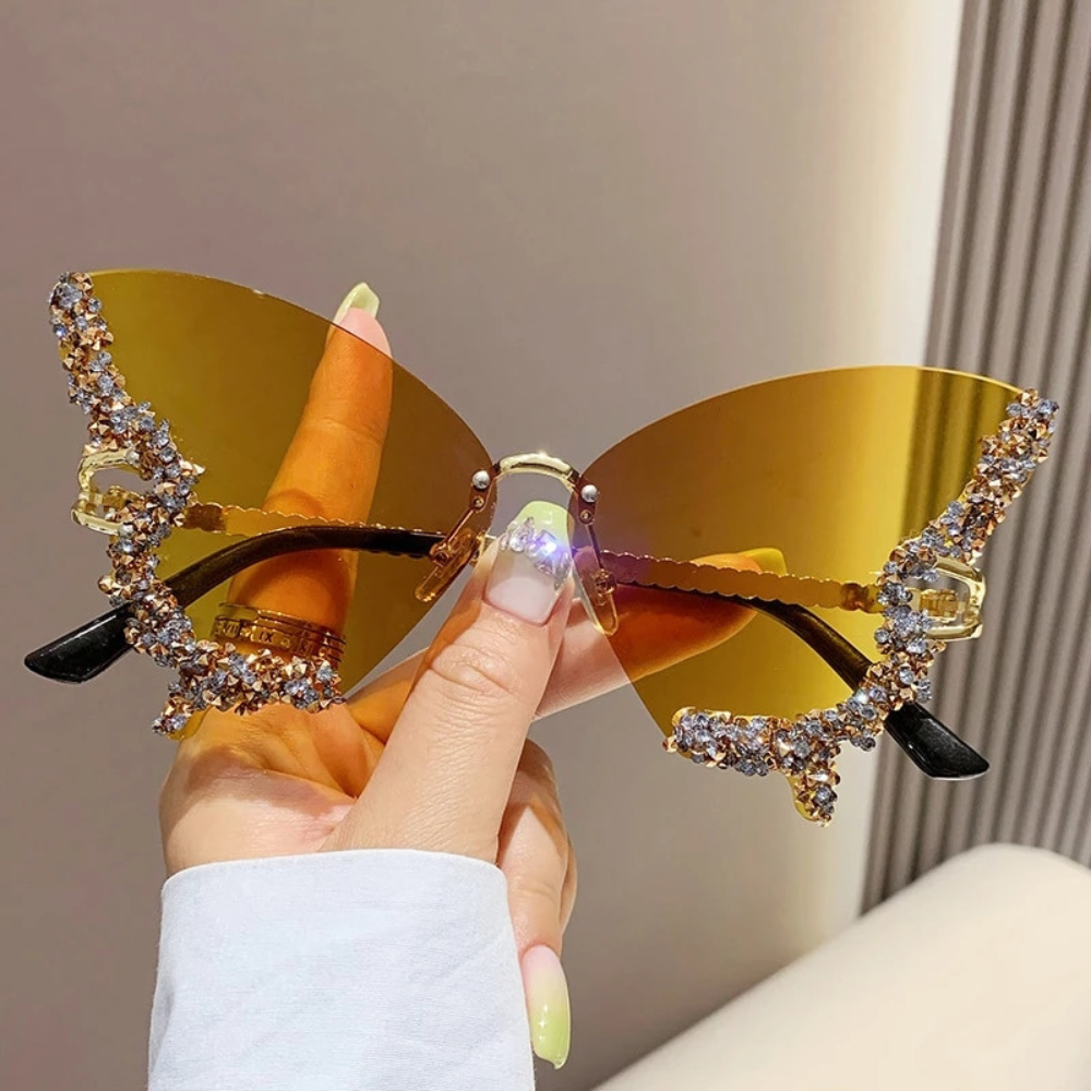 BUTTERFLY SUNGLASSES - Alonna's Legging Land