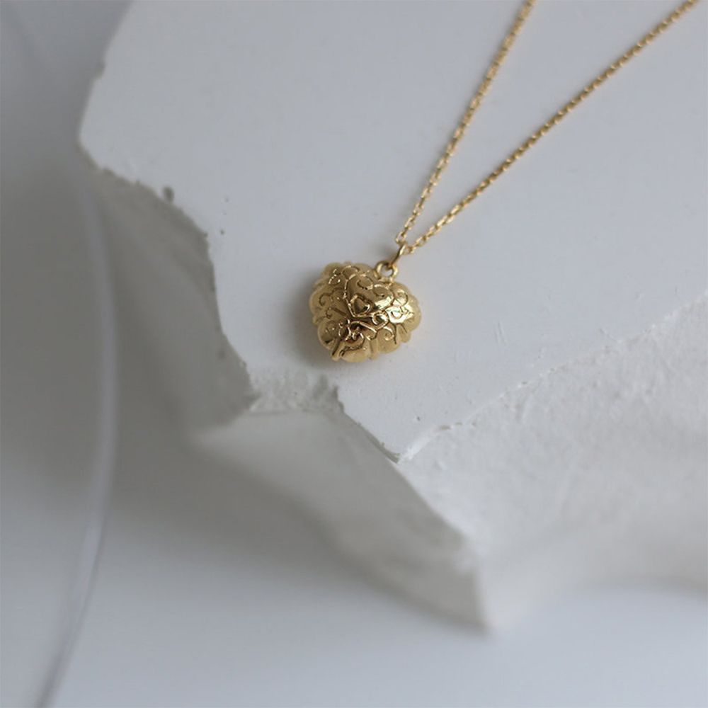 PEARL HEART NECKLACE - Alonna's Legging Land