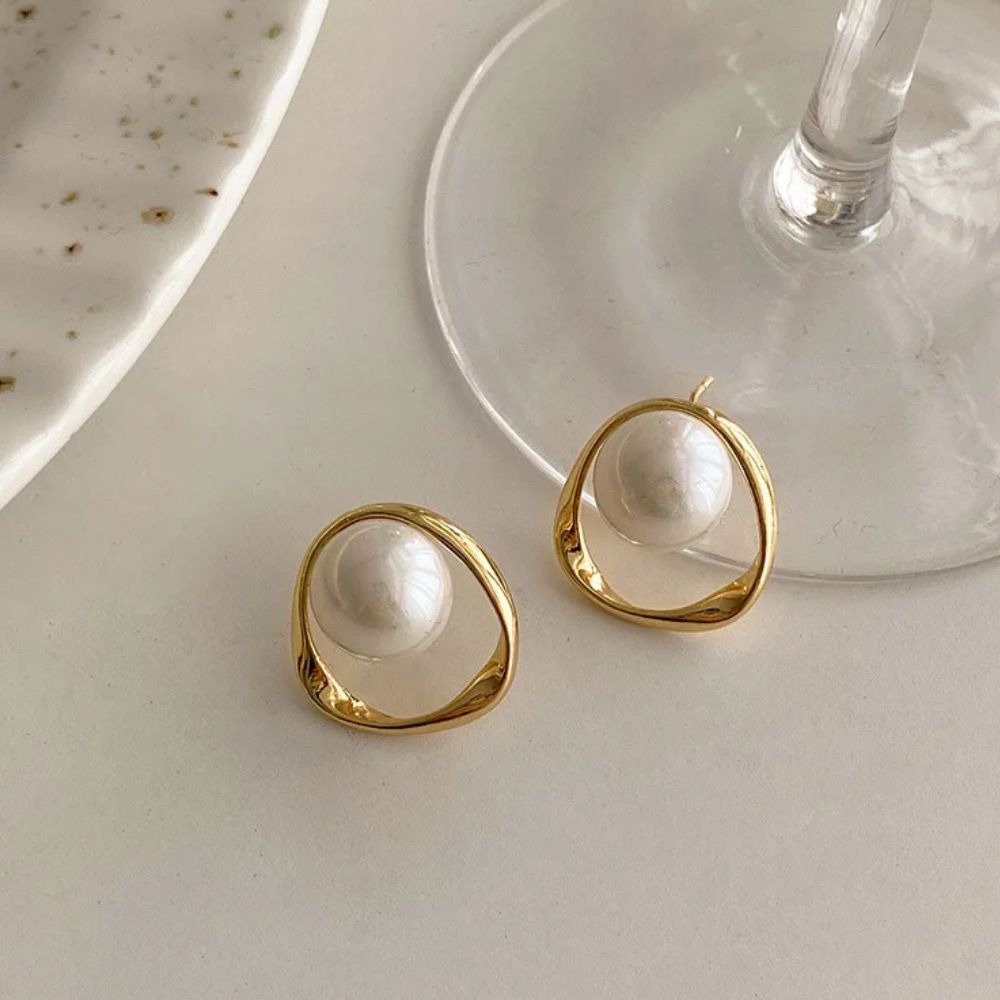 BIG PEARL EARRINGS (PAIR) - Alonna's Legging Land