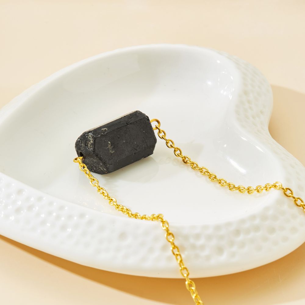 BLACK TOURMALINE CRYSTAL NECKLACE - Alonna's Legging Land