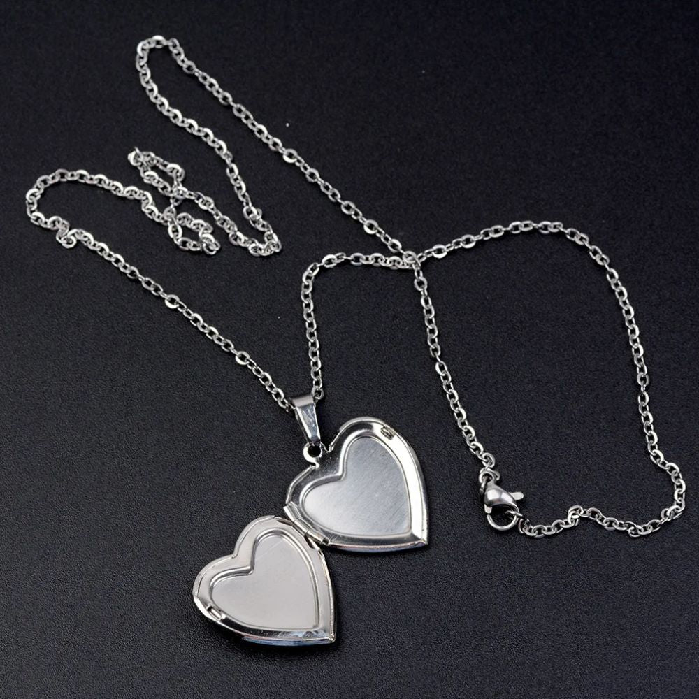 LUMINOUS HEART NECKLACE - Alonna's Legging Land