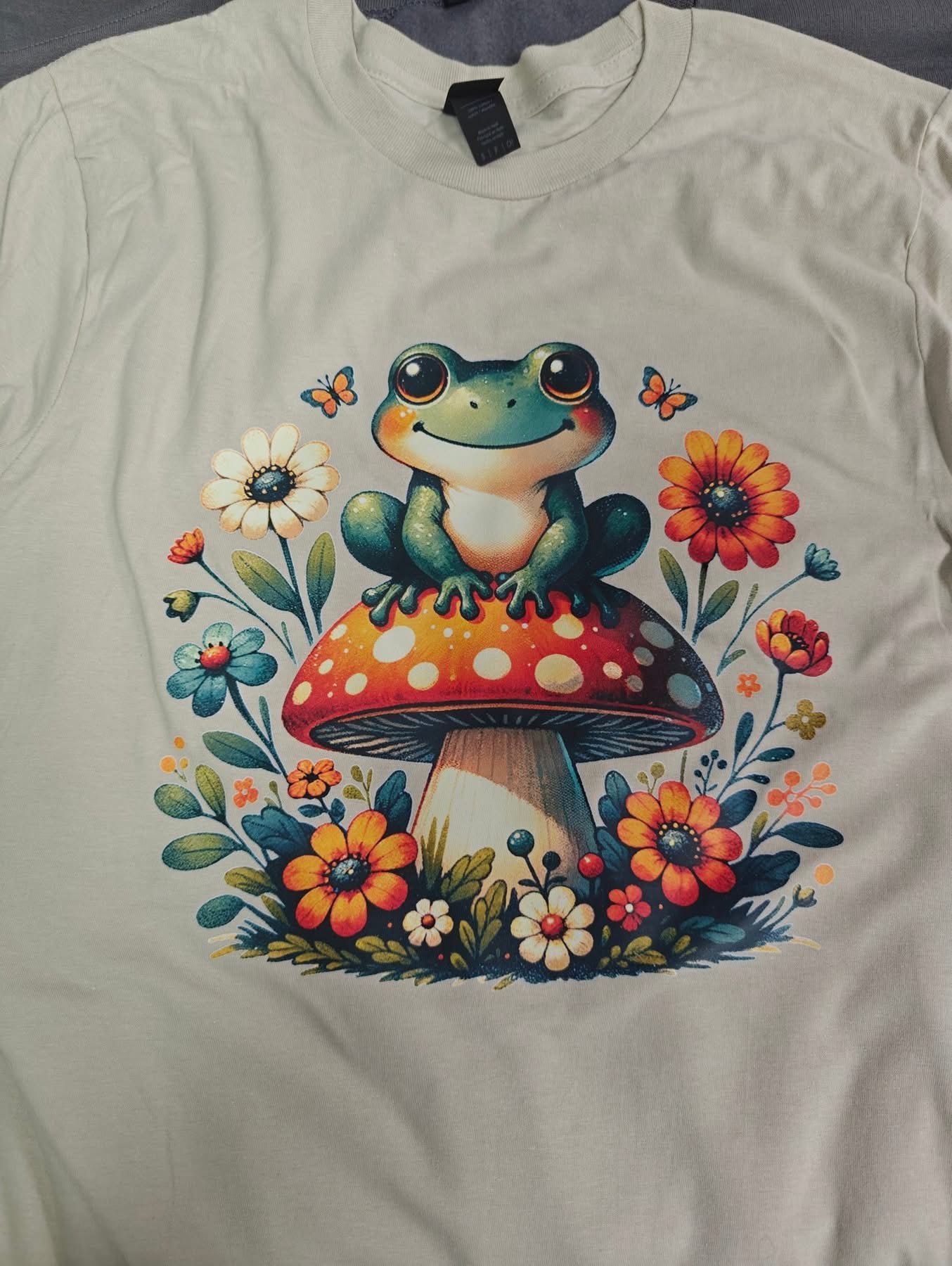 Frog Tee - Choose your Color