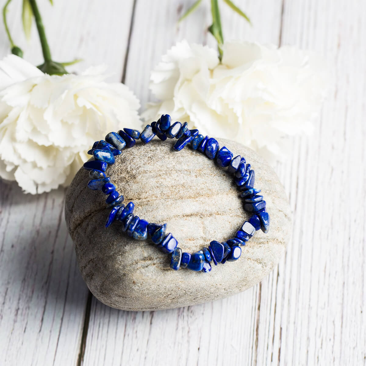 NATURAL CRYSTAL CHIP BRACELET (ADJUSTABLE) - Alonna's Legging Land
