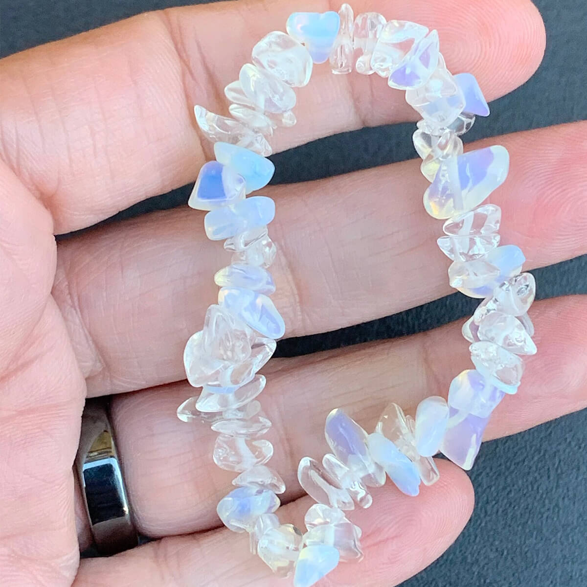 NATURAL CRYSTAL CHIP BRACELET (ADJUSTABLE) - Alonna's Legging Land