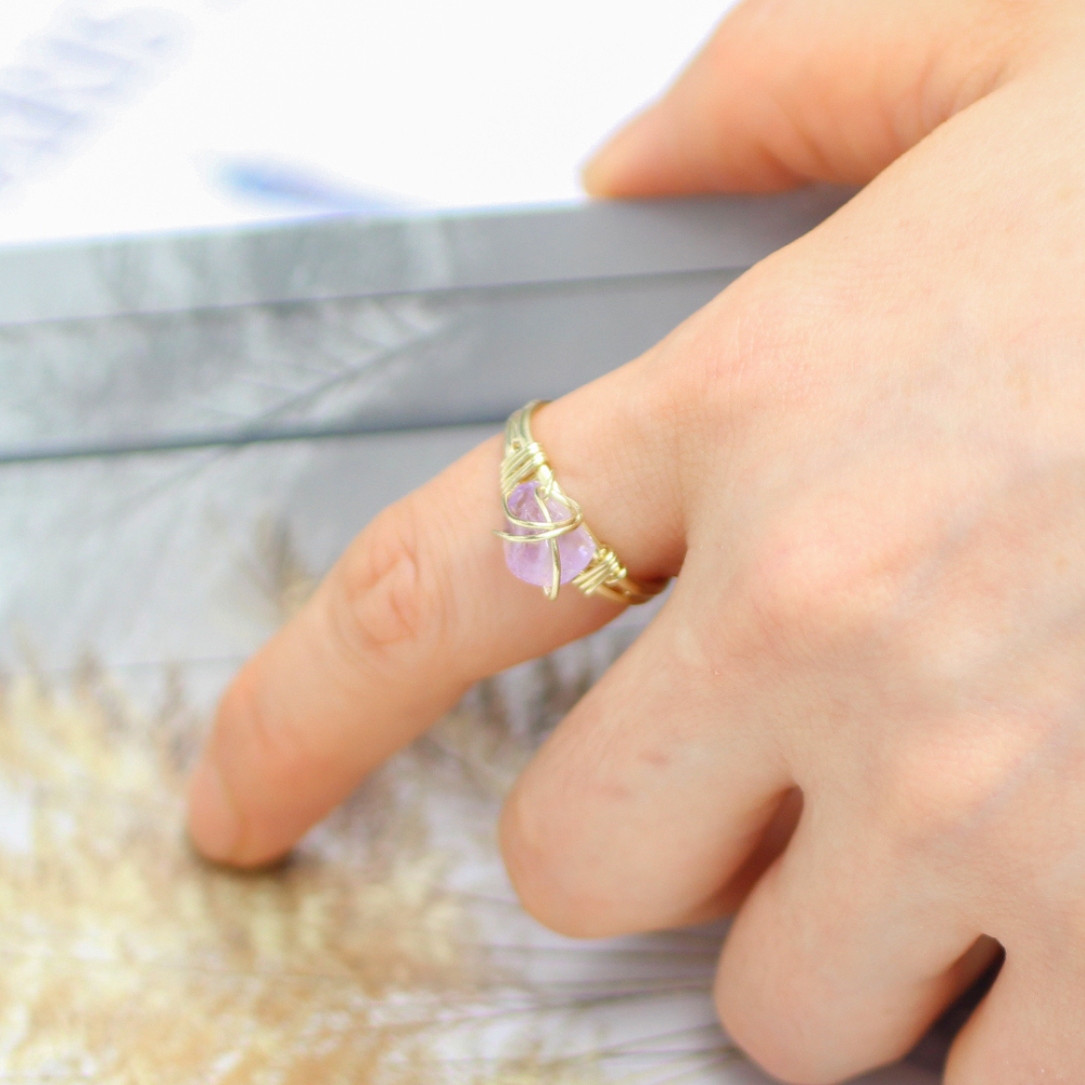 CRYSTAL GEMSTONE RING (ADJUSTABLE) - Alonna's Legging Land