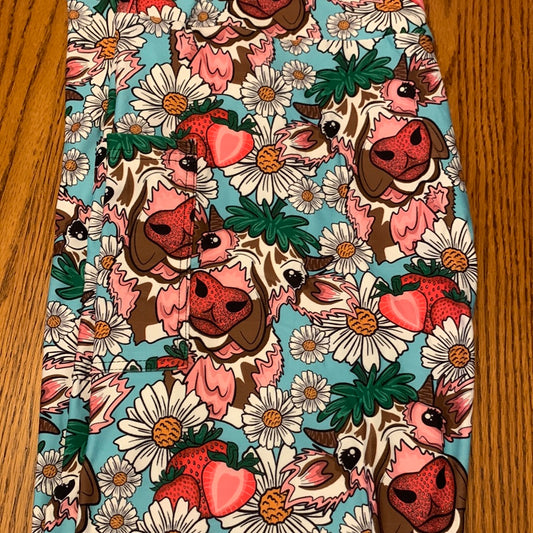 Floral Cows, Full w/Pockets