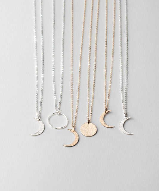MOON PHASE NECKLACE - Alonna's Legging Land