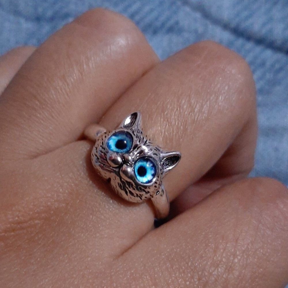 BLUE EYE CAT RING (ADJUSTABLE) - Alonna's Legging Land