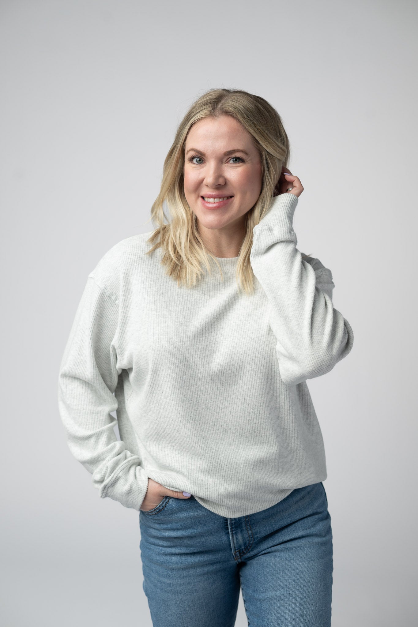 IN STOCK Corrine Ribbed Pullover Top - Light Grey - Alonna's Legging Land