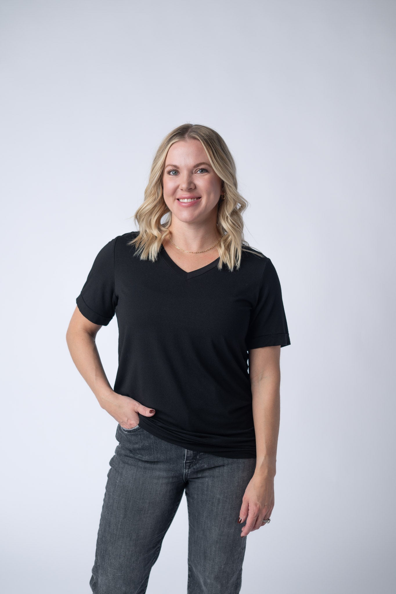 IN STOCK Sophie Tee - Black - Alonna's Legging Land