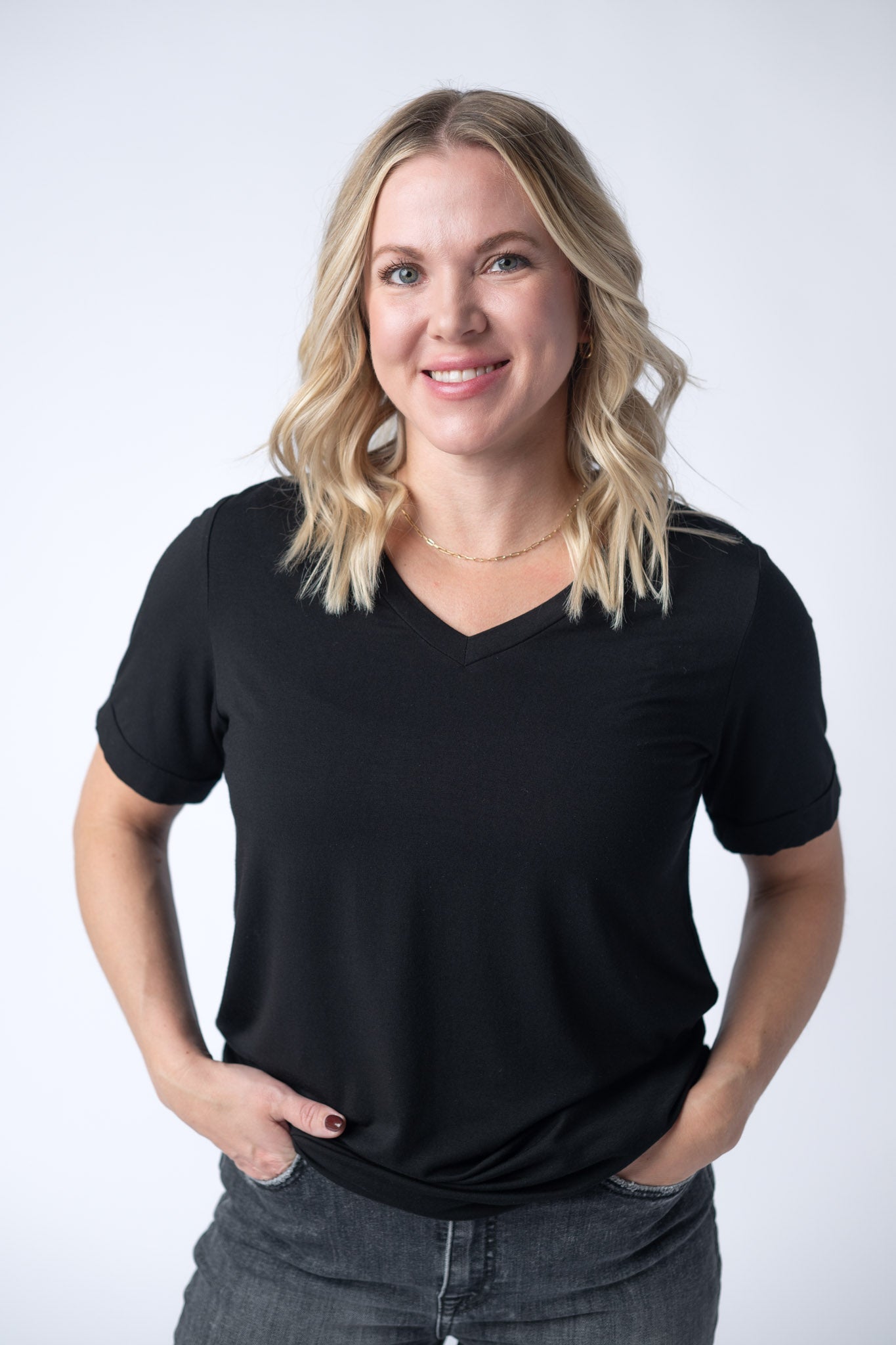 IN STOCK Sophie Tee - Black - Alonna's Legging Land