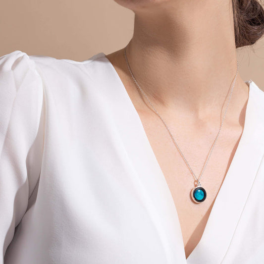 MOON CHARM NECKLACE - Alonna's Legging Land