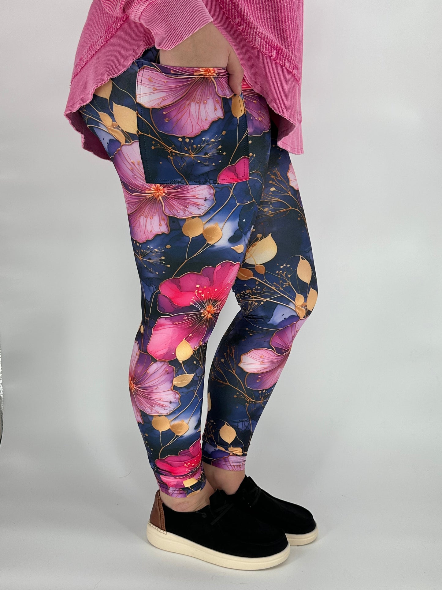 Alcohol Floral Leggings w/ Pockets!