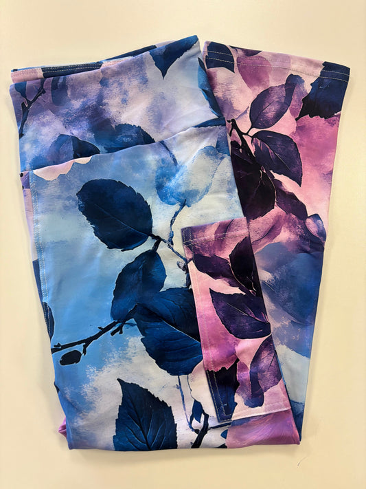 Blooming Purple Hibiscus Capri w/ Pockets *RTS