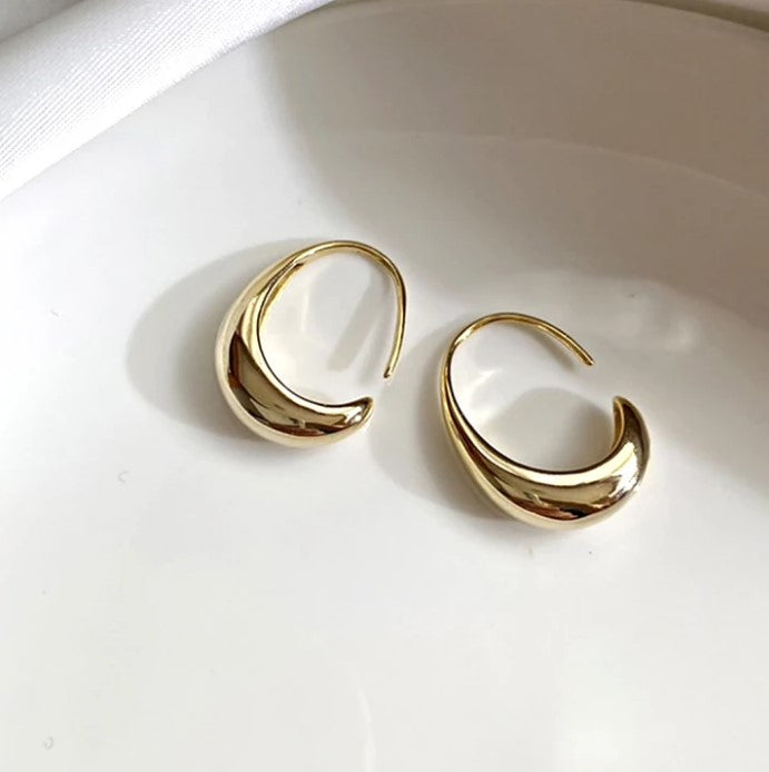 GOLD DROP HOOP EARRINGS (PAIR) - Alonna's Legging Land