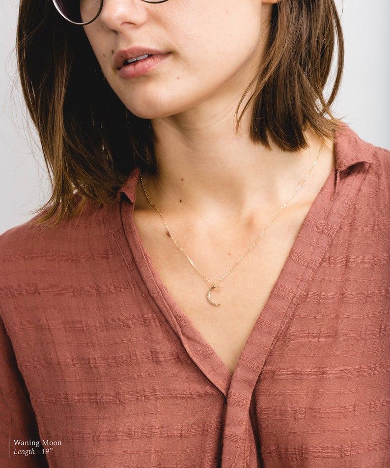 MOON PHASE NECKLACE - Alonna's Legging Land
