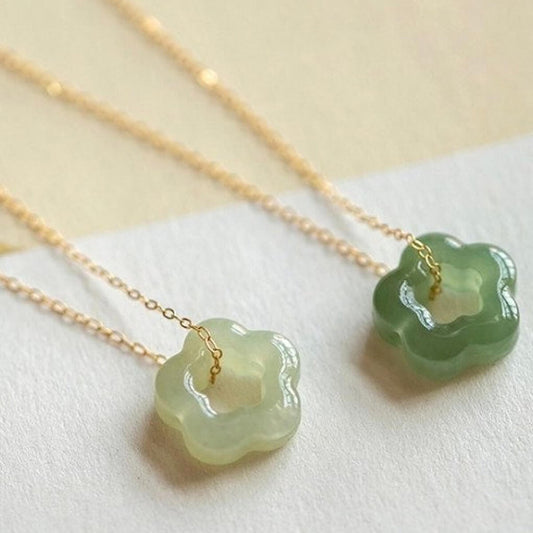FLOWER JADE NECKLACE - Alonna's Legging Land