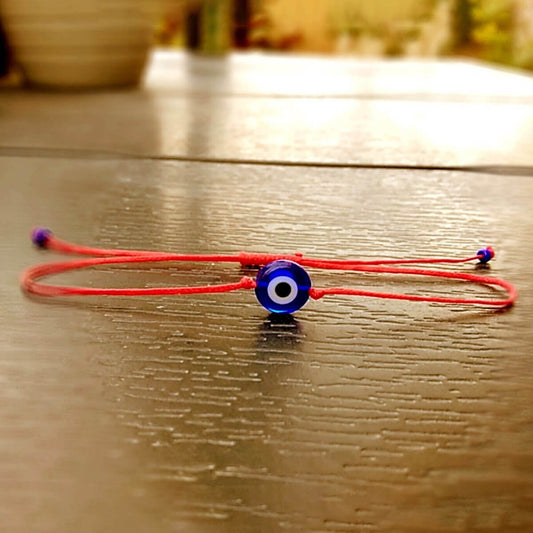 SIMPLISTIC EVIL EYE BRACELET (ADJUSTABLE)