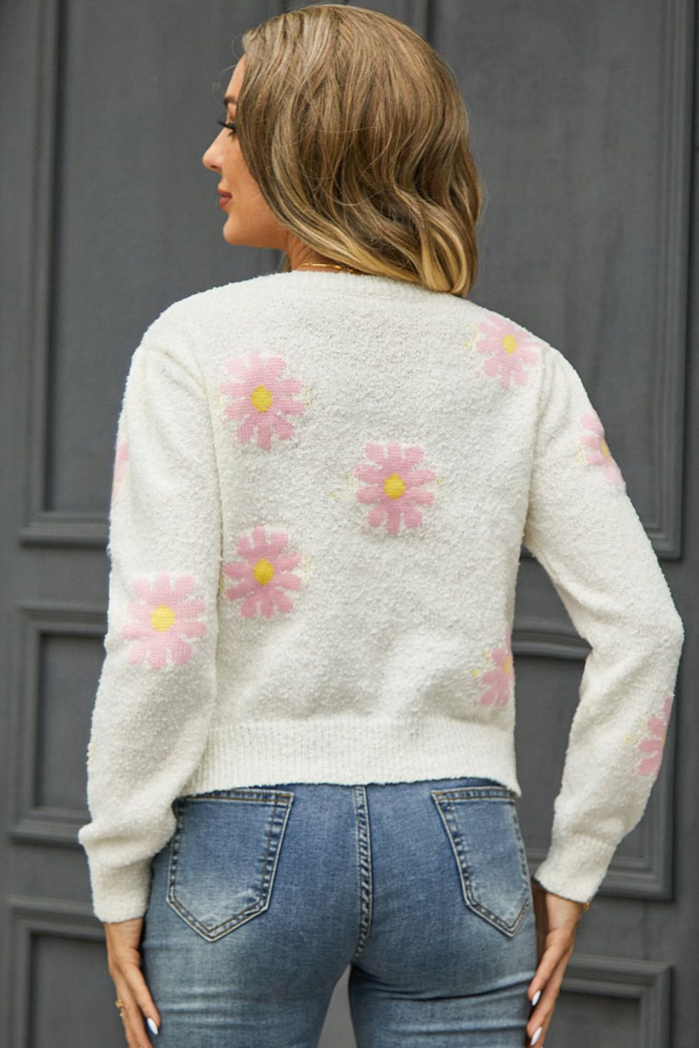 Flower Pattern Round Neck Short Sleeve Pullover Sweater - Alonna's Legging Land