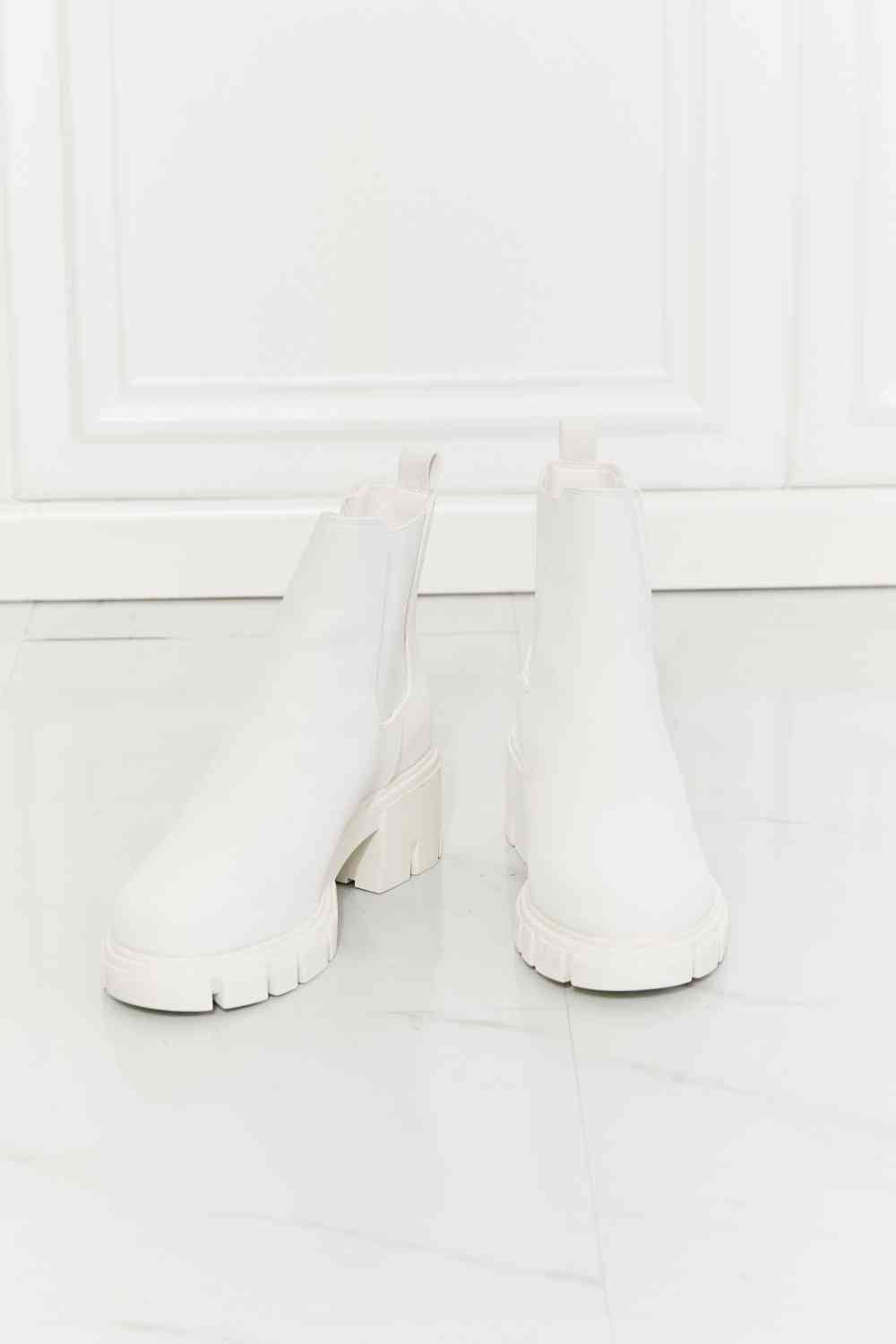 MMShoes Work For It Matte Lug Sole Chelsea Boots in White - Alonna's Legging Land