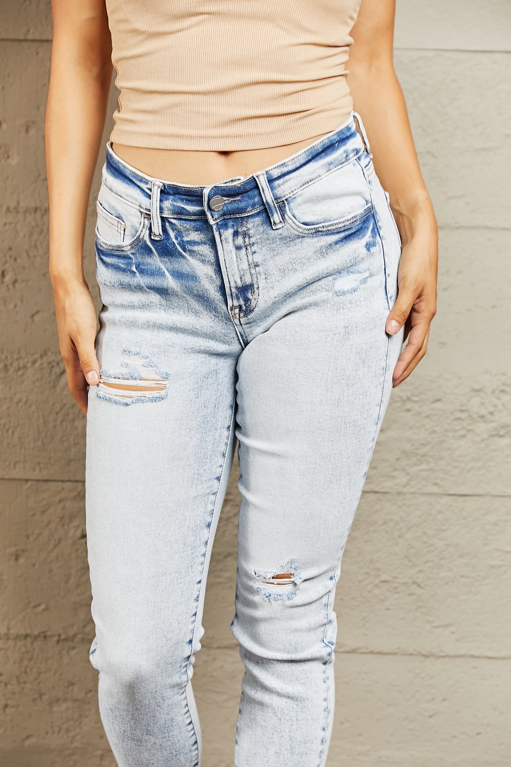 BAYEAS Mid Rise Acid Wash Skinny Jeans - Alonna's Legging Land